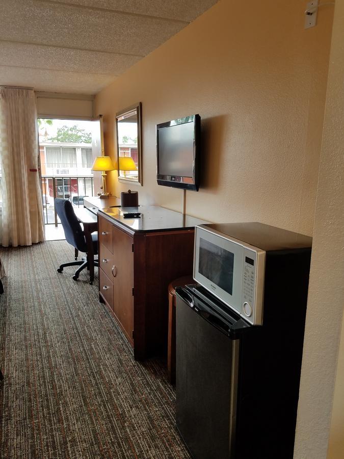 Sun Inn And Suites Kissimmee Bagian luar foto